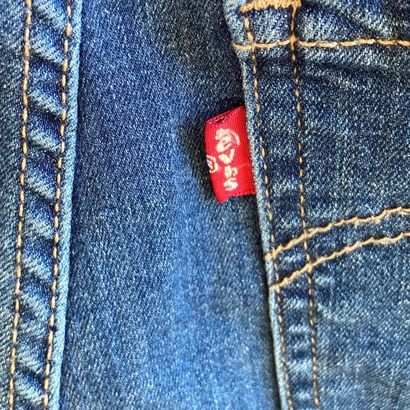 Levi's Denim Short - Picture 4 of 5